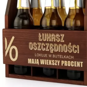 grawerowana drewniana skrzynka na 6 piw z otwieraczem dla mężczyzny